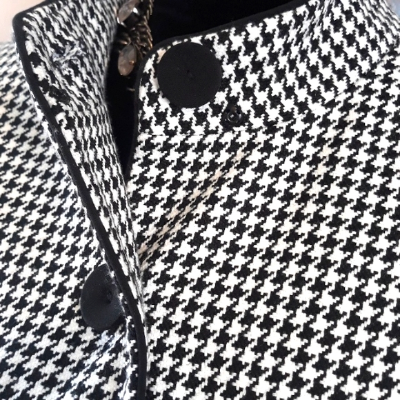 Vintage Petite Sophisticate Button Front Houndstooth Blazer Black/ White Size 8P - Picture 7 of 11